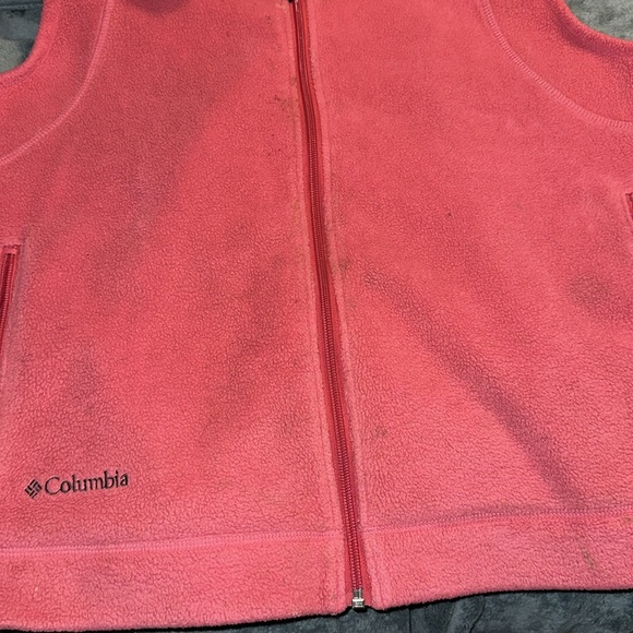 Columbia sportswear company XL women’s pink zippered vest with zip pockets 💕 - Picture 4 of 7